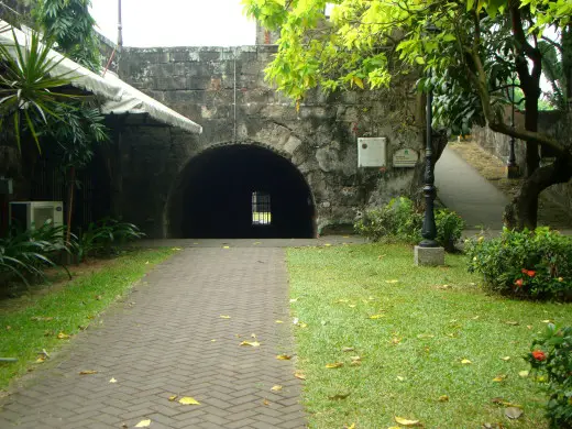 inside intramuros manila