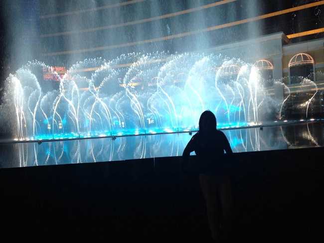 fountain show in wynn macau