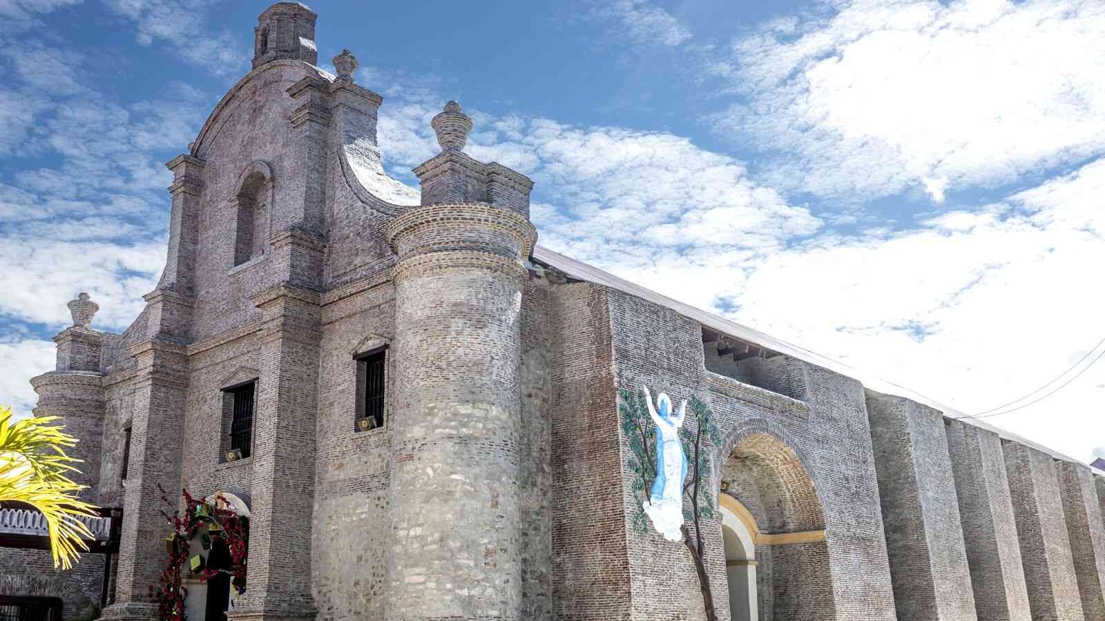 santa maria church ilocos sur oldest church in the philippines